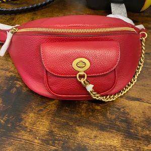 Jennifer Lopez X coach